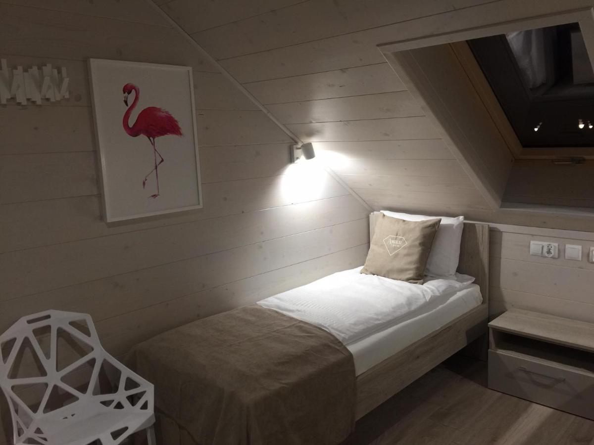 Domki Amber House Dzwirzyno Bagian luar foto